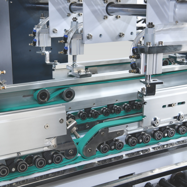 Burger box pasting machine